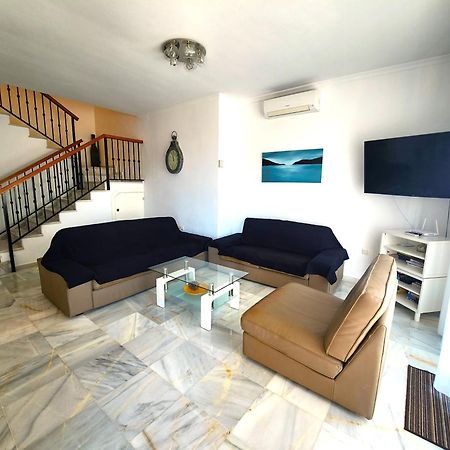 R1352 Pinomar D Villa Nerja Luaran gambar
