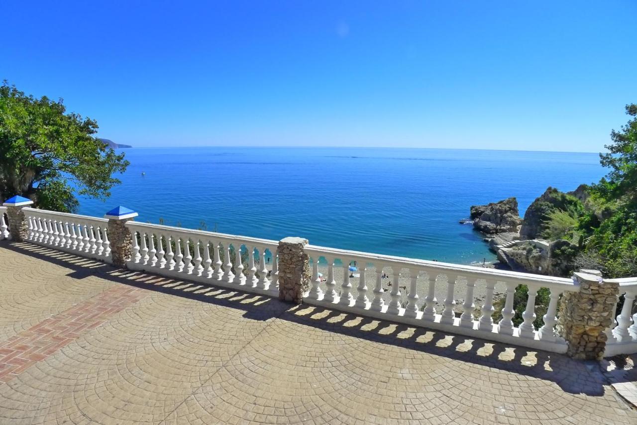 R1352 Pinomar D Villa Nerja Luaran gambar